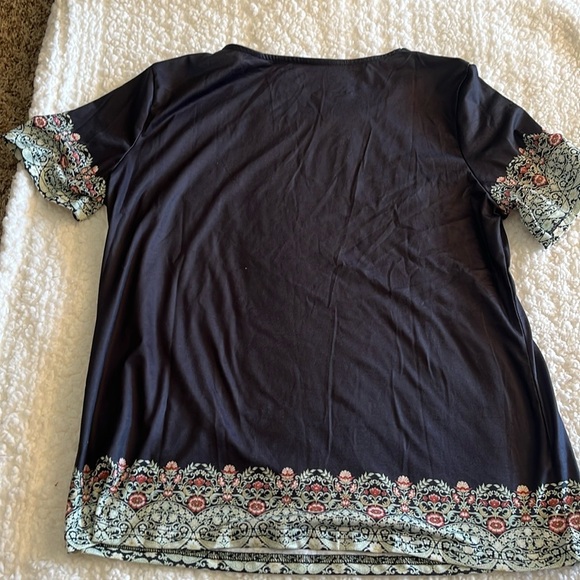 Women’s clothing bundle - Picture 12 of 13